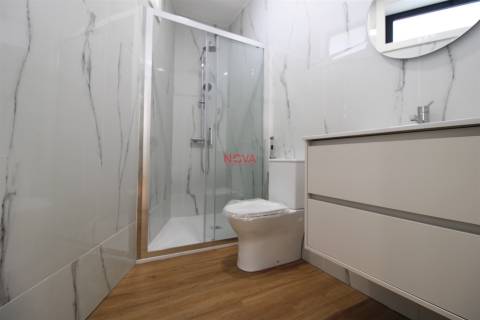 Apartamento T2 Venda em Nogueira e Silva Escura,Maia