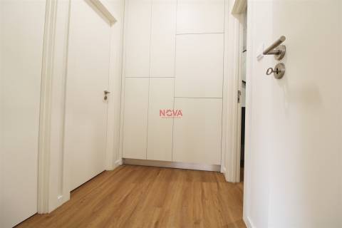 Apartamento T2 Venda em Nogueira e Silva Escura,Maia