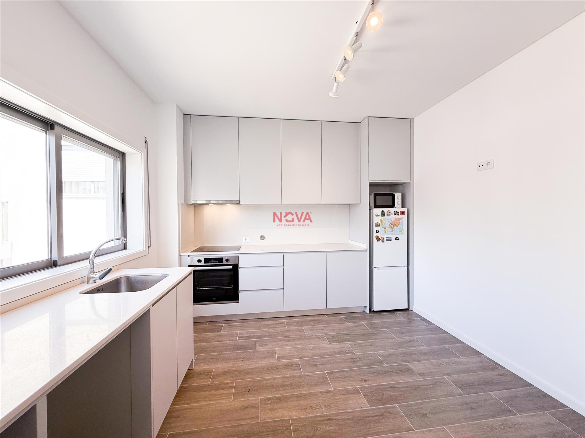Apartamento T2 Venda em Sobreira,Paredes