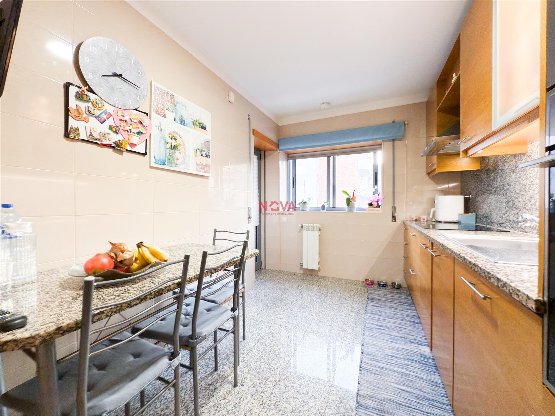 Apartamento T2 Venda em Ermesinde,Valongo