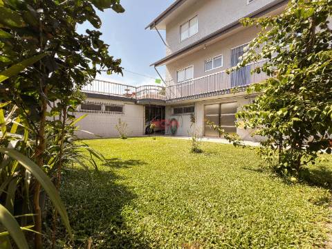 Moradia Isolada T5 Venda em Ermesinde,Valongo