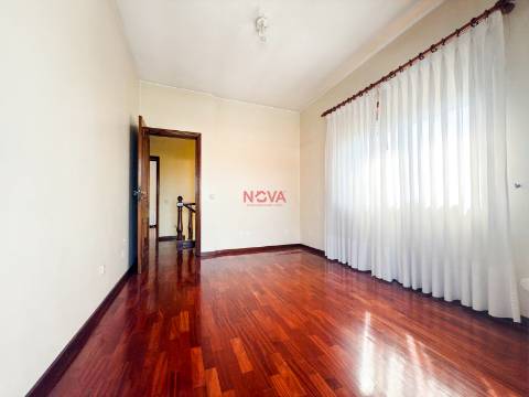 Moradia Isolada T5 Venda em Ermesinde,Valongo