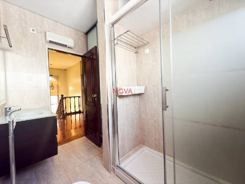 Moradia Isolada T5 Venda em Ermesinde,Valongo