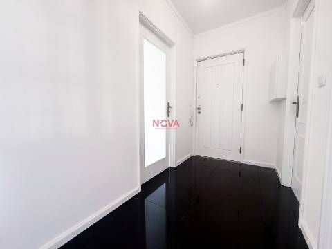 Apartamento T3 Venda em Custóias, Leça do Balio e Guifões,Matosinhos