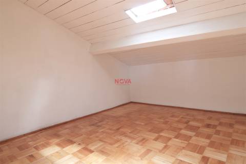 Andar Moradia T3 Arrendamento em Ermesinde,Valongo