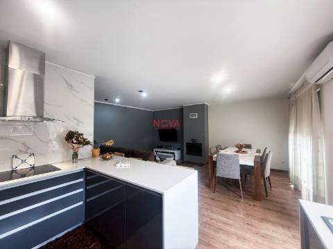 Moradia em Banda T3 Venda em Ermesinde,Valongo