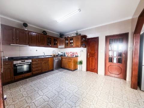 Moradia Geminada T4 Venda em Ermesinde,Valongo