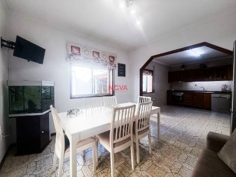 Moradia Geminada T4 Venda em Ermesinde,Valongo