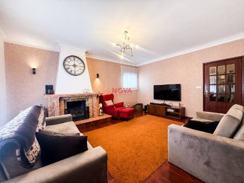 Moradia Geminada T4 Venda em Ermesinde,Valongo