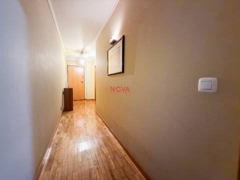 Apartamento T2 Venda em Ermesinde,Valongo