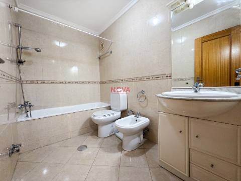 Apartamento T2 Venda em Ermesinde,Valongo