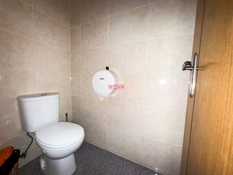 Loja  Venda em Cedofeita, Santo Ildefonso, Sé, Miragaia, São Nicolau e Vitória,Porto