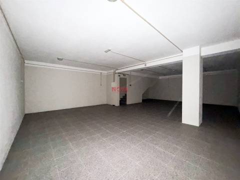 Loja  Venda em Cedofeita, Santo Ildefonso, Sé, Miragaia, São Nicolau e Vitória,Porto