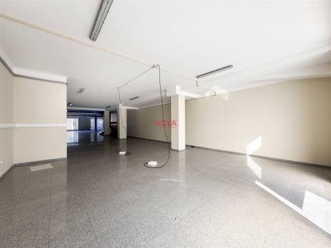 Loja  Venda em Cedofeita, Santo Ildefonso, Sé, Miragaia, São Nicolau e Vitória,Porto