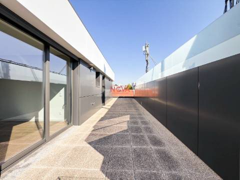 Apartamento T4 Venda em Ramalde,Porto