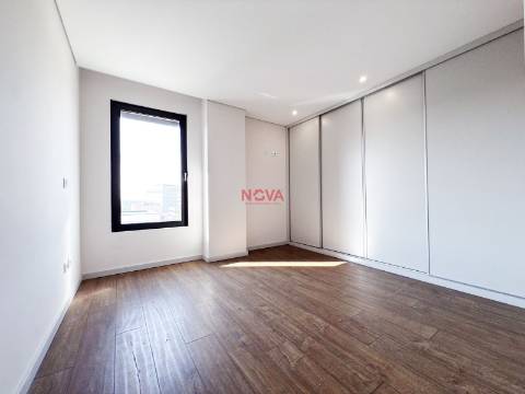 Apartamento T3 Venda em Ramalde,Porto