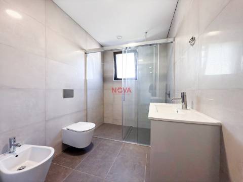 Apartamento T3 Venda em Ramalde,Porto