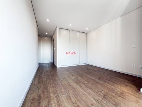 Apartamento T3 Venda em Ramalde,Porto