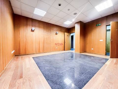 Escritório  Arrendamento em Valongo,Valongo