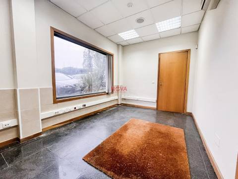 Escritório  Arrendamento em Valongo,Valongo