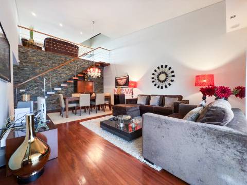 Andar Moradia T3 Venda em Castêlo da Maia,Maia