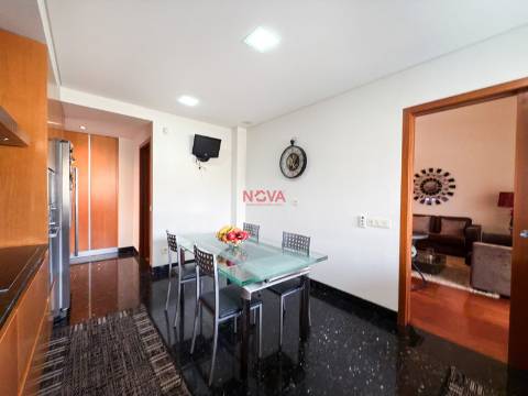 Andar Moradia T3 Venda em Castêlo da Maia,Maia