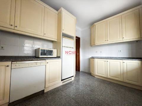 Apartamento T2 Venda em Ermesinde,Valongo
