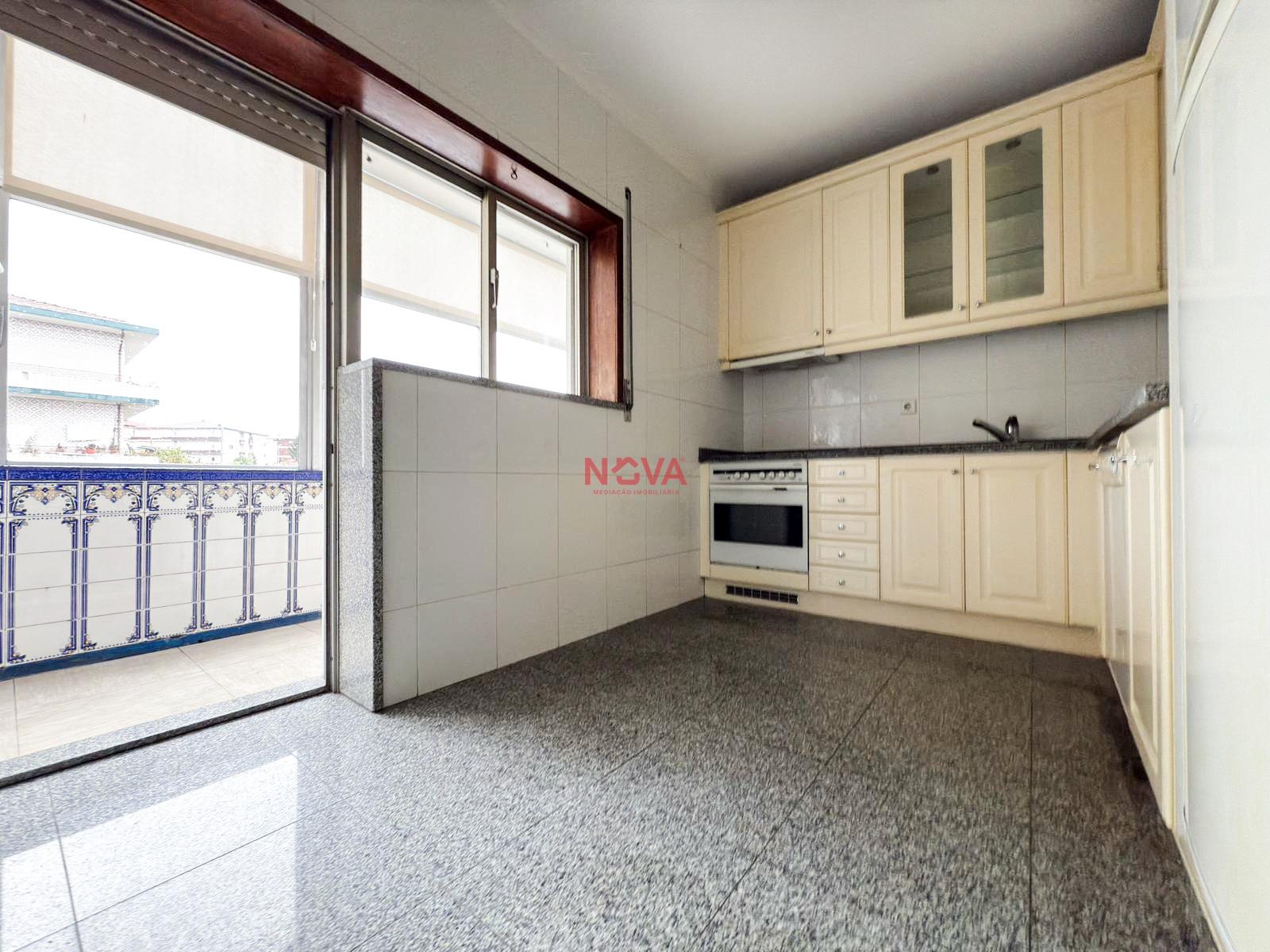 Apartamento T2 Venda em Ermesinde,Valongo