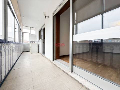 Apartamento T2 Venda em Ermesinde,Valongo