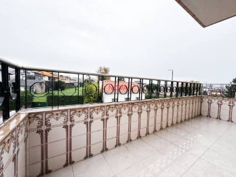 Apartamento T2 Venda em Ermesinde,Valongo