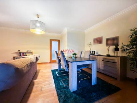 Apartamento T3 Venda em Nogueira e Silva Escura,Maia