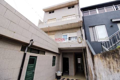 Moradia em Banda T6+2 Venda em Vila do Conde,Vila do Conde