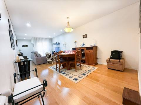 Moradia em Banda T3 Venda em Antas e Abade de Vermoim,Vila Nova de Famalicão