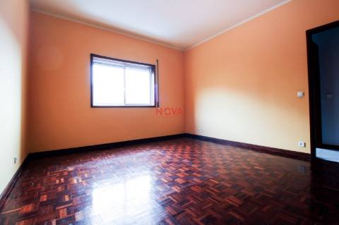 Apartamento T2 Venda em Baguim do Monte (Rio Tinto),Gondomar