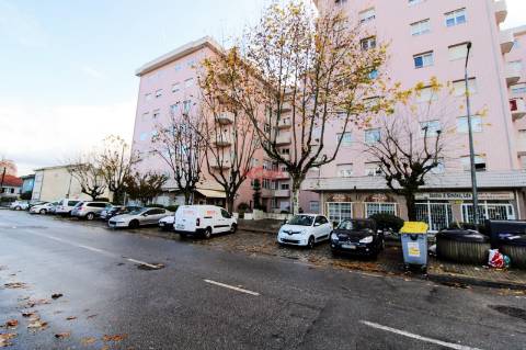Apartamento T2 Venda em Baguim do Monte (Rio Tinto),Gondomar