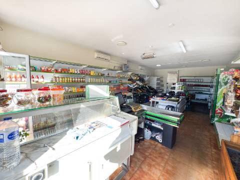 Supermercado  Trespasse em Águas Santas,Maia