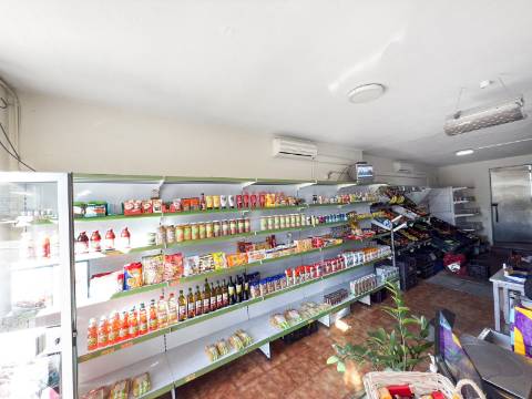 Supermercado  Trespasse em Águas Santas,Maia