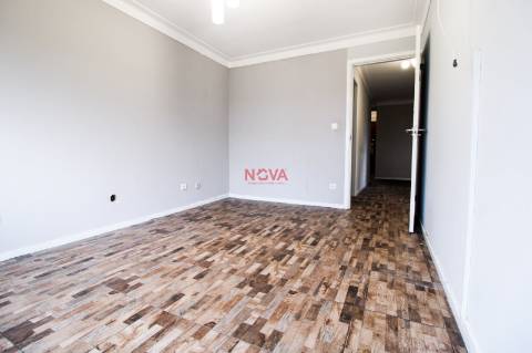 Apartamento T2 Venda em Rio Tinto,Gondomar