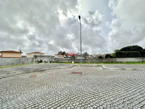 Lote de Terreno  Venda em Castêlo da Maia,Maia