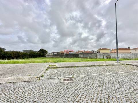 Lote de Terreno  Venda em Castêlo da Maia,Maia