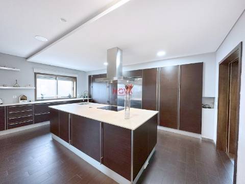 Moradia Isolada T4+1 Venda em Ermesinde,Valongo