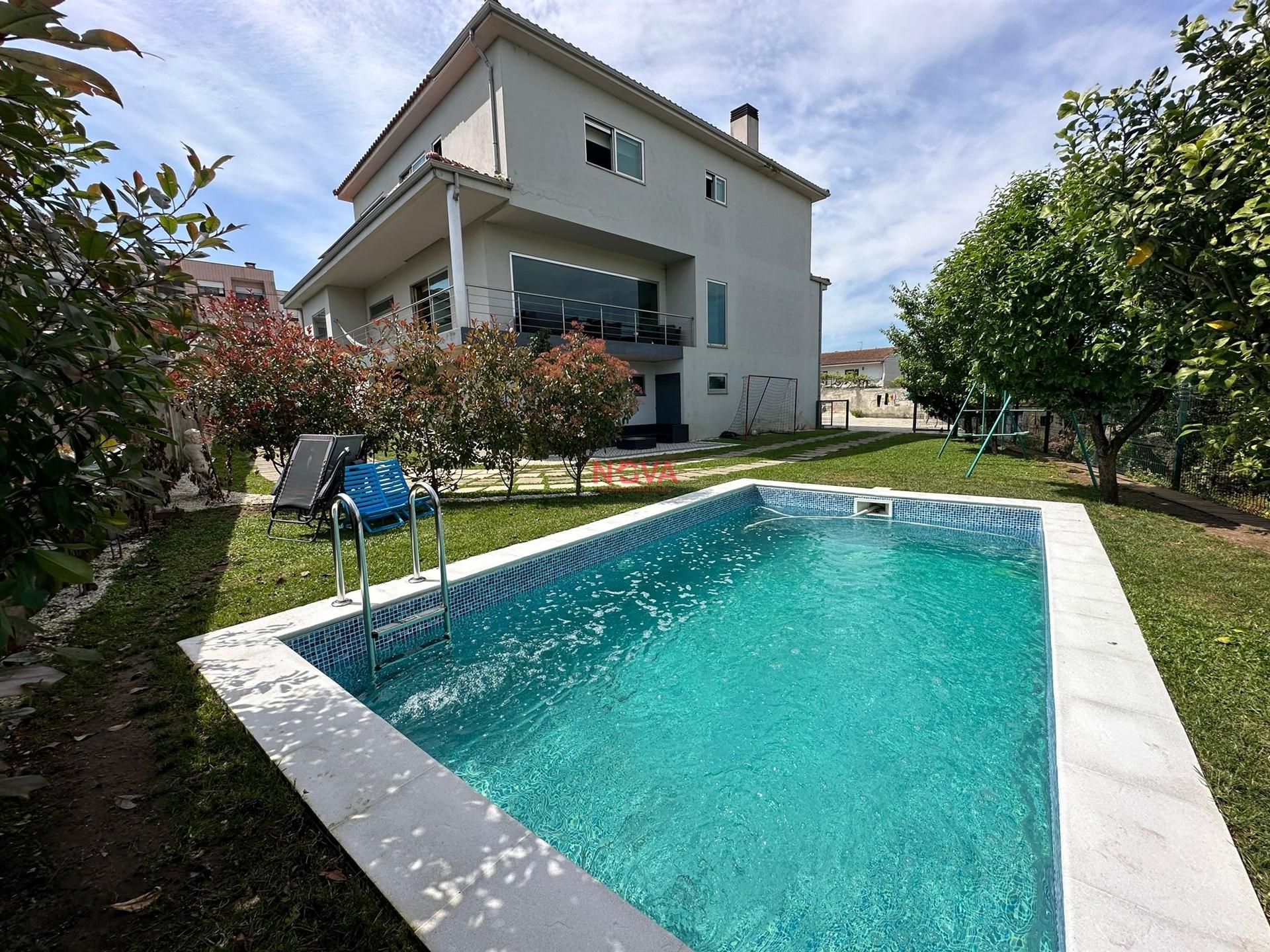 Moradia Isolada T4+1 Venda em Ermesinde,Valongo