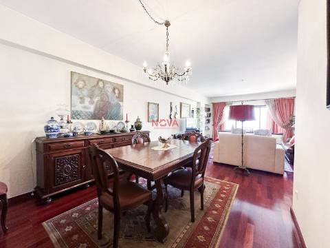 Apartamento T3 Venda em Matosinhos e Leça da Palmeira,Matosinhos