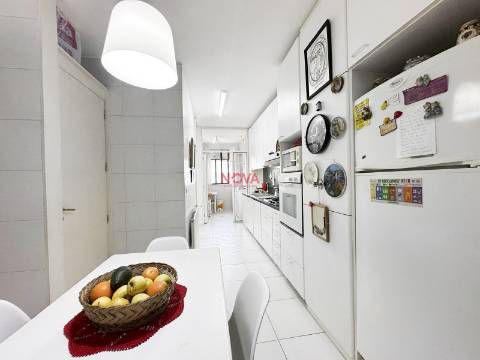 Apartamento T3 Venda em Matosinhos e Leça da Palmeira,Matosinhos