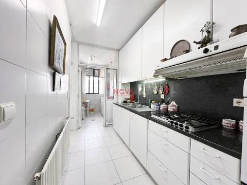 Apartamento T3 Venda em Matosinhos e Leça da Palmeira,Matosinhos