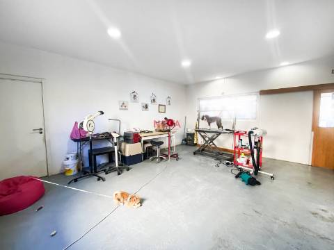 Salão Estética  Arrendamento em Ermesinde,Valongo