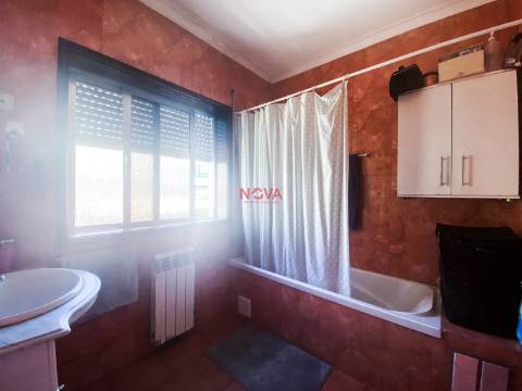 Moradia Geminada T4 Venda em Alfena,Valongo