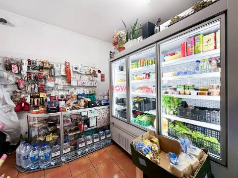Supermercado  Arrendamento em Ermesinde,Valongo