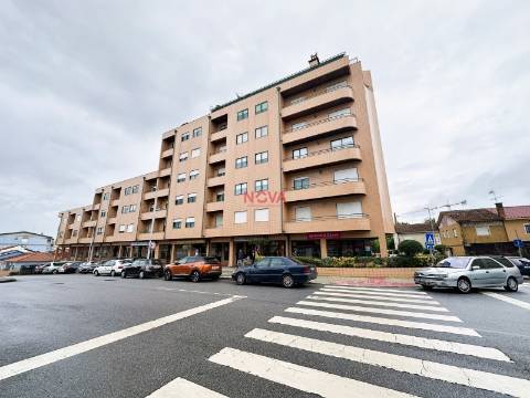 Supermercado  Arrendamento em Ermesinde,Valongo