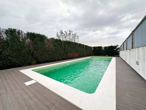 Moradia em Banda T3 Venda em Gandra,Paredes